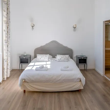 Logis-des-cordeliers Couette-café 3*