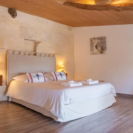 Logis-des-cordeliers Couette-café 3*