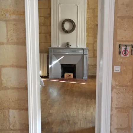 Logis-des-cordeliers فندق مبيت وإفطار Saint-Émilion