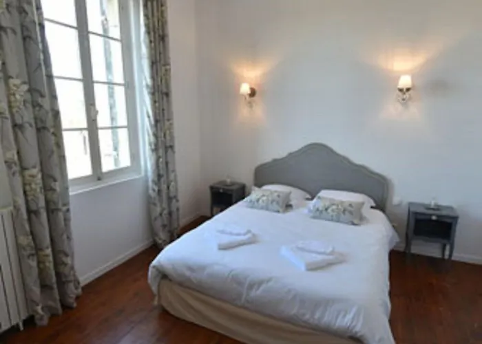 Bed and breakfast Logis-des-cordeliers 3*