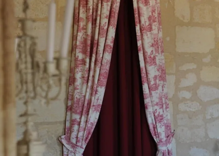 Logis-des-cordeliers Bed and breakfast 3*